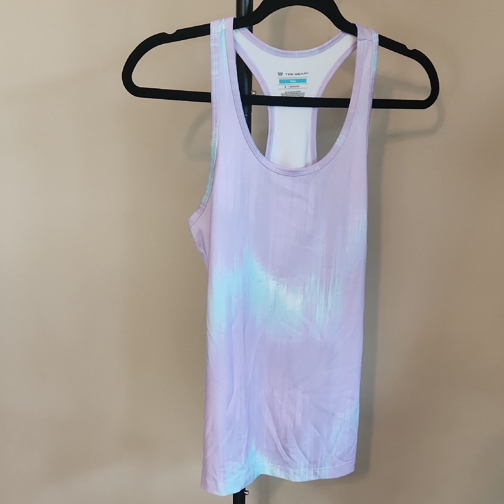 Tek Gear White and Lavender Yoga Tank